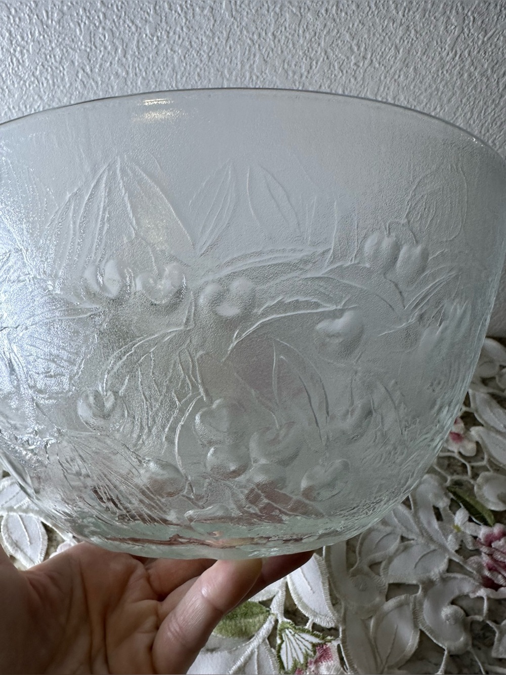FRANCE VERTONGEN DURALEX Etched Floral Fruit Serving Bowl